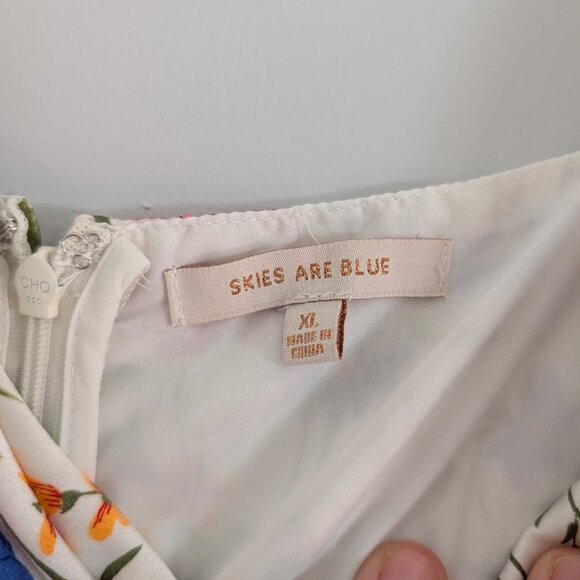 Skies Are Blue Floral Print Sweethart Neck Tiered Maxi Dress - Picture 5 of 8